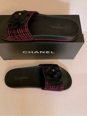 Chanel Camellia flower  Slides 39
